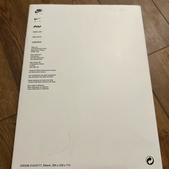 Air Jordan XXXVII (gs) size 5.5 basketball shoes (with box) - Picture 9 of 10